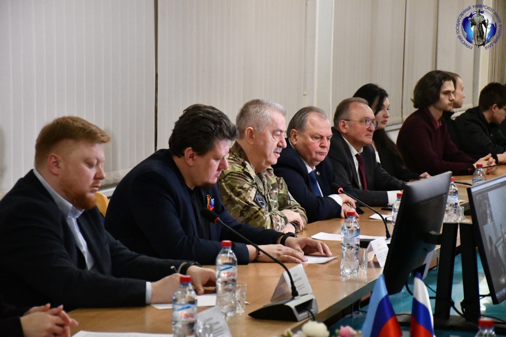 Изображение раздела "Новости" университета ФГБОУ ВО «ЛГУ им. В. Даля»